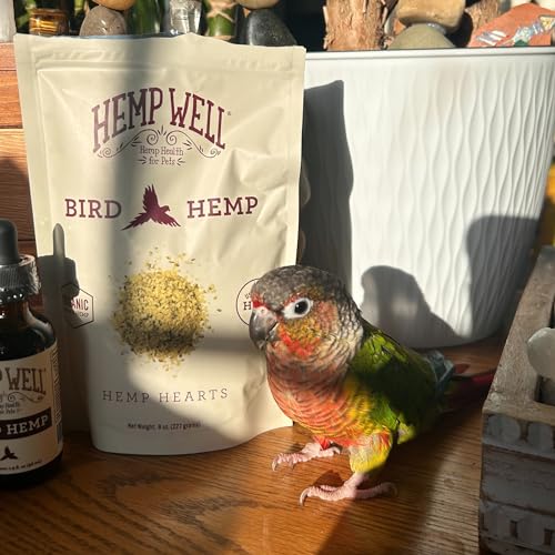 Organic Hemp Hearts for Birds (8 Ounces)