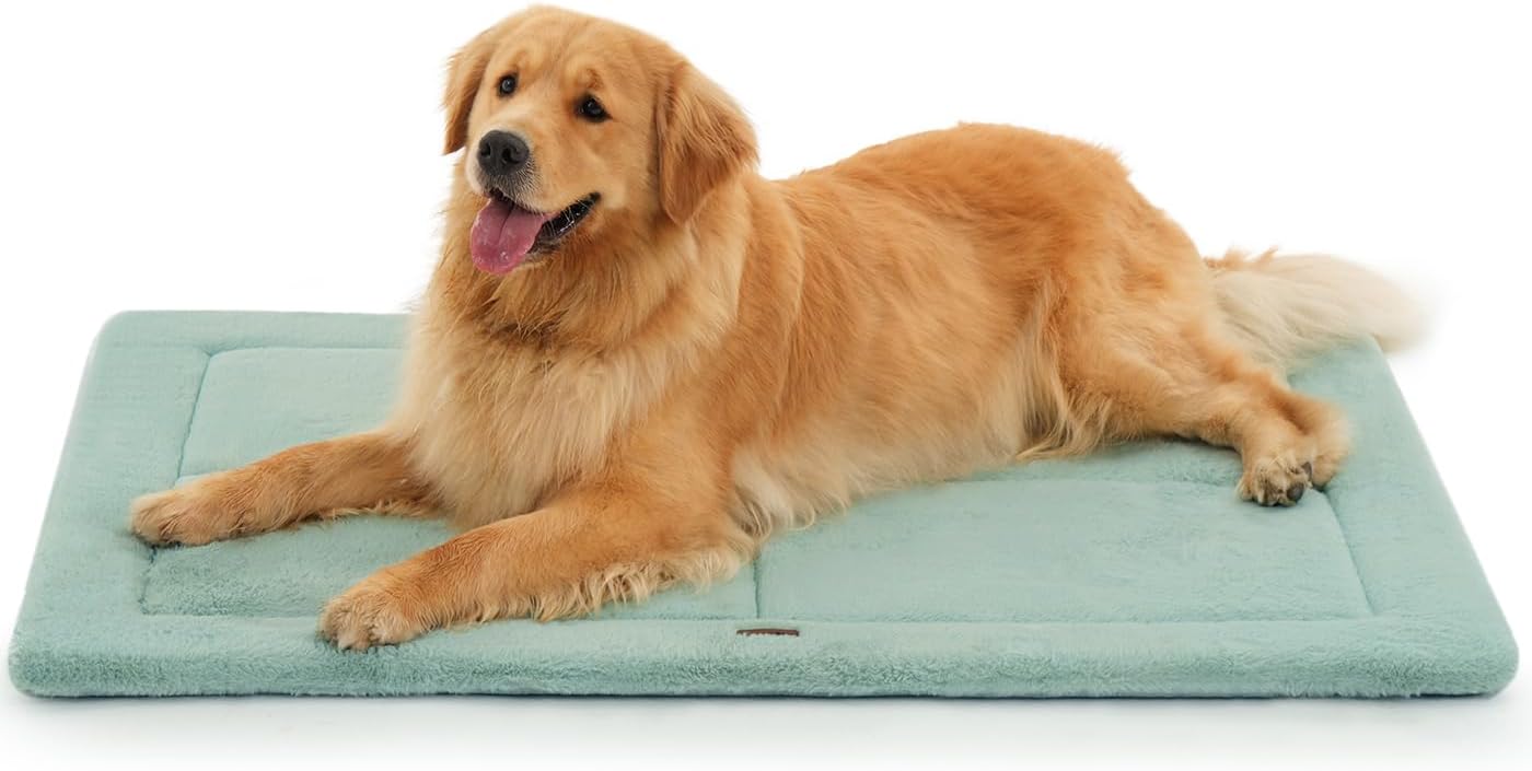 Made4Pets Dog Crate Pad Bed for Large Dogs, Washable & Reversible, Anti-Slip Kennel Mat for Cozy Sleeping, Soft Fluffy Dog Bed for Indoor & Outdoor Use, 41"x29", Green
