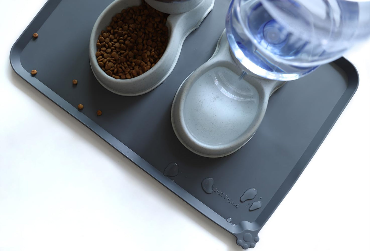 Hoki Found Large Silicone Pet Feeding Tray - Waterproof Dog Pet Cat Feeding Mat - Non Slip Pet Dog Cat Food Bowl Mats Placemat -Pet Water Mats for Carpet -Gray - Pet Explorer