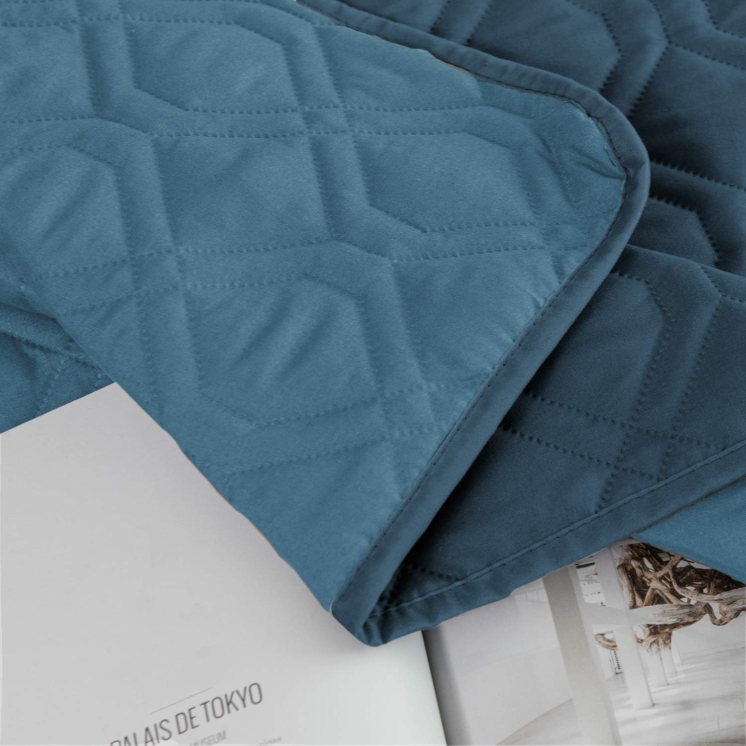 Ameritex Waterproof Dog Bed Cover Pet Blanket for Furniture Bed Couch Sofa Reversible - Pet Explorer