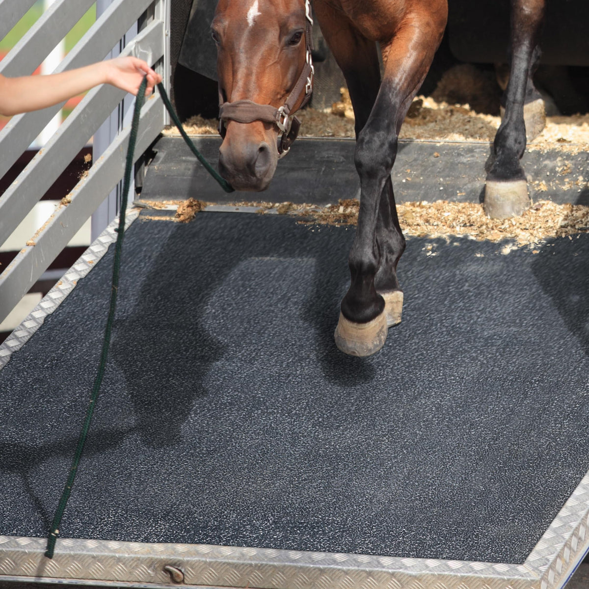 Horse Stall Mat 42in. x 72in. Black Rubber Flooring Mat (Black)