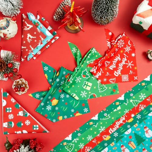 100 Pcs Christmas Dog Bandanas Bulk Red Green Santa Snowflake Pattern (25.6 x 17.7 x 17.7 Inch / Christmas)