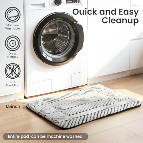 Dog Crate Pad Washable Puppy Dog Bed for Crate Flat Kennel Mat (30''L x 19''W x 1.5''Th / V: Chevron Grey)