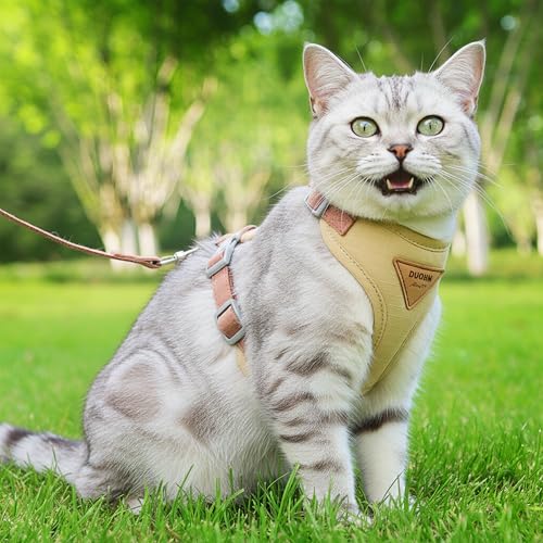 Escape Proof Cat Harness and Leash Set (Beige / L)