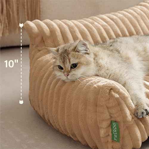 Cute Couch Bed for Pets (24.0"L x 18.0"W x 10.0"Th / Beige)