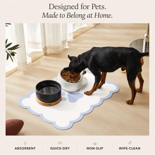 Scalloped Dog Feeding Mat (Blue / 19"L x 14"W)