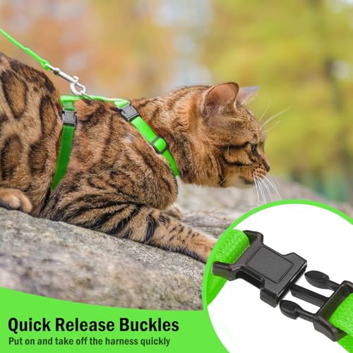 Adjustable Cat Harness and Leash Set Escape Proof Kitten Strap Collar for Walking Travel (Medium / Green)