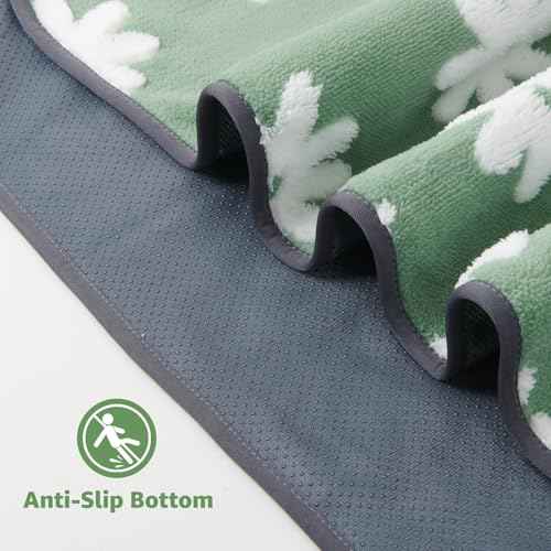 Extra Large Washable Puppy Pads for Incontinence 72"x72" (Green Daisy / 72"x72"(Pack of 1))