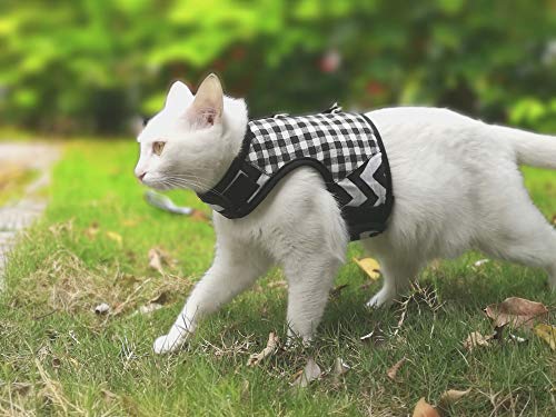 Cat Harness and Leash Set Escape Proof (Black Plaid / L 8-12 lbs)