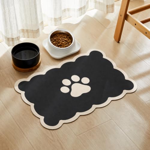 Scalloped Dog Feeding Mat (Classic / 22"L x 17"W)
