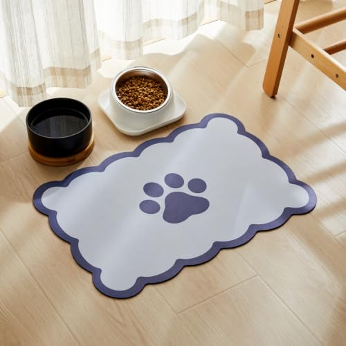 Scalloped Dog Feeding Mat (Navy / 19"L x 14"W)