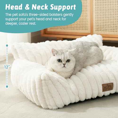 Cute Cat Couch (Cream / Small: 25.5'' x 17.5'')