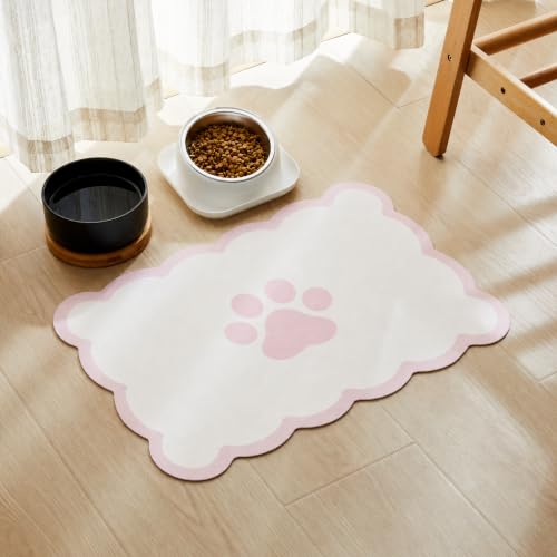 Scalloped Dog Feeding Mat (Pink / 22"L x 17"W)