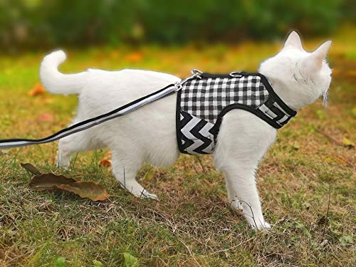 Cat Harness and Leash Set Escape Proof (Black Plaid / Xxl 19-26 lbs)