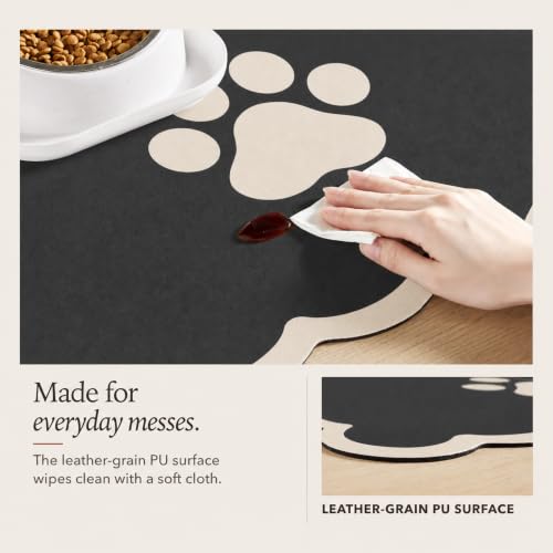 Scalloped Dog Feeding Mat (Classic / 22"L x 17"W)