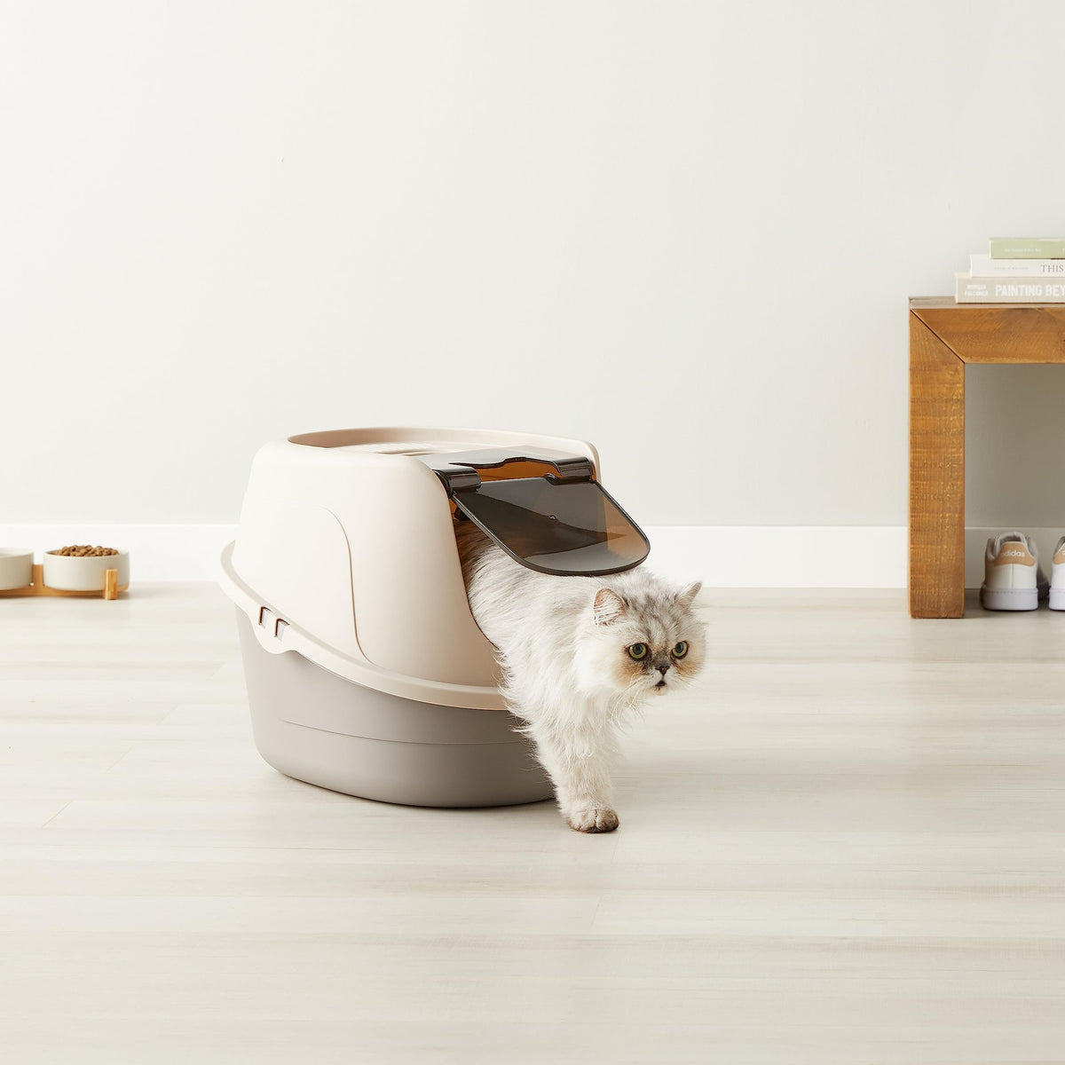 No Mess Hooded Enclosed Cat Litter Box with Odor Control and Swinging Door (Standard (Pack of 1))