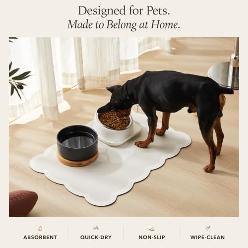 Scalloped Dog Feeding Mat (Khaki / 19"L x 14"W)