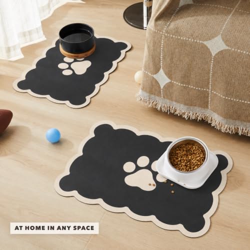Scalloped Dog Feeding Mat (Classic / 19"L x 14"W)