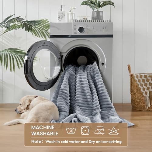 Flannel Washable Pee Pad for Dogs (Light Grey / 18" X 24"-4PC)